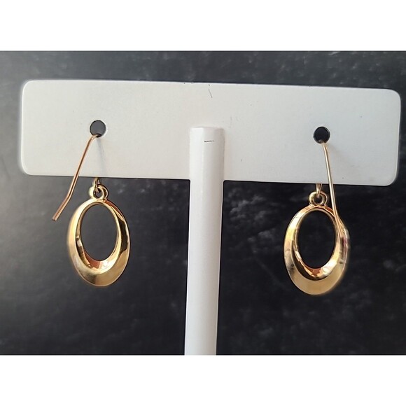 Dangling Gold Tone Metal Pierced Earrings Vintage Costume Jewelry - Picture 6 of 10